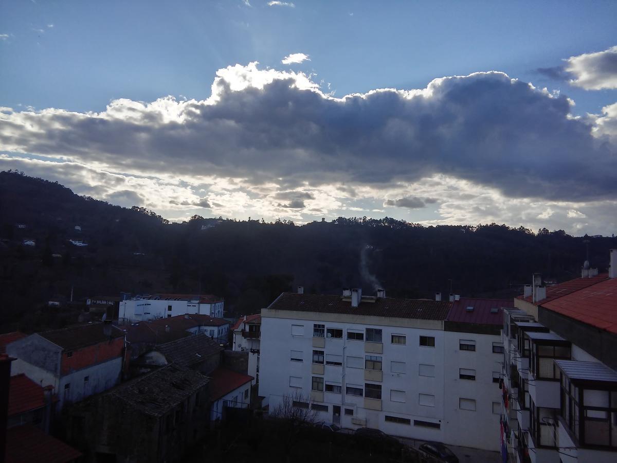Penthouse - Low Cost Vouzela Bagian luar foto
